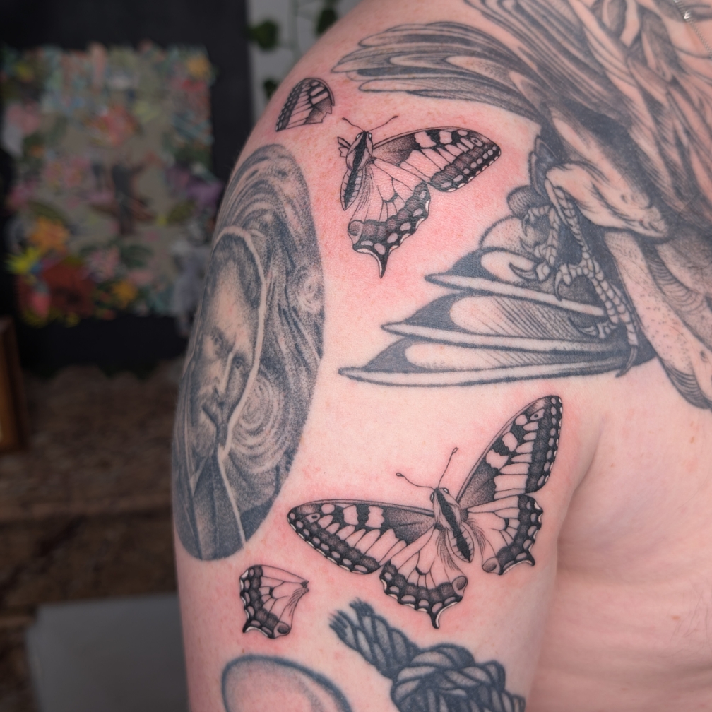 aoi-tatoueuse-talence-bordeaux-realisme-fineline-8