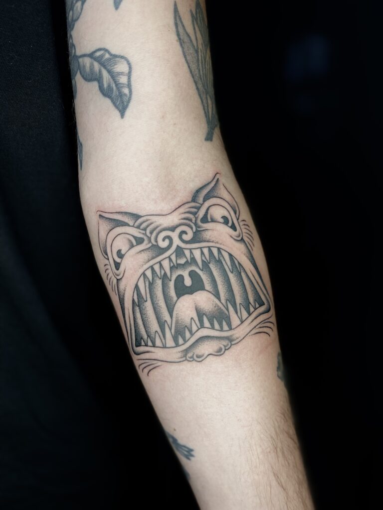 oll-tatoueur-talence-bordeaux-anyway77-medieval-trad-tattoo-tatouage-gravure-10