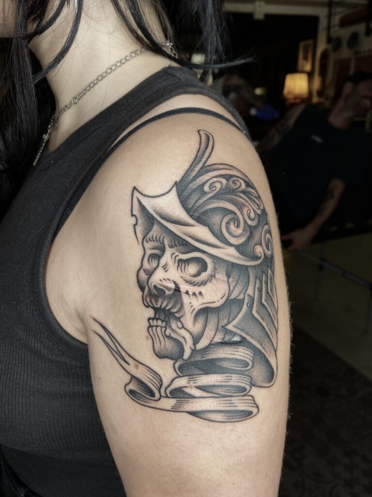 oll-tatoueur-talence-bordeaux-anyway77-medieval-trad-tattoo-tatouage-gravure-11