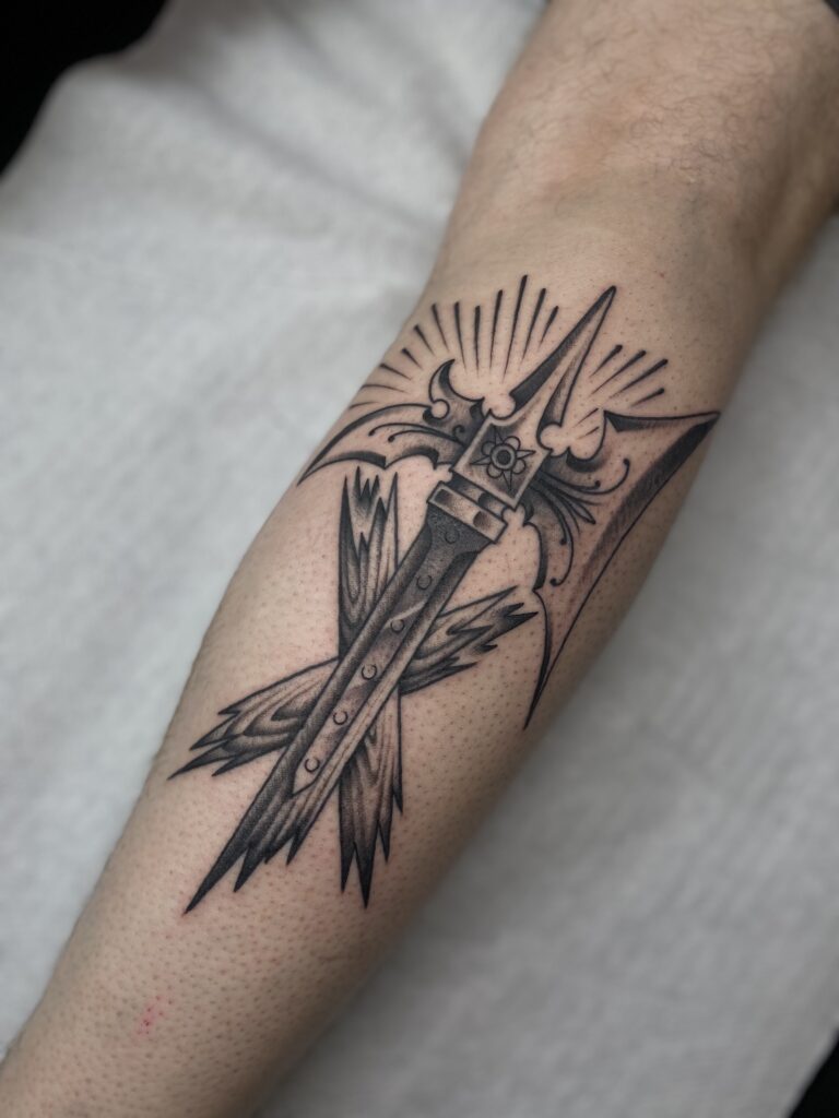 oll-tatoueur-talence-bordeaux-anyway77-medieval-trad-tattoo-tatouage-gravure-7