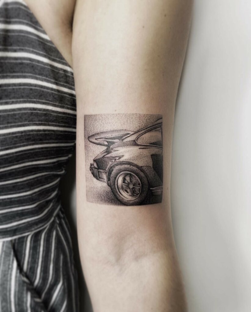 ugo-messebasse-tatoueur-talence-anyway77-bordeaux-tatouage-realiste-surrealiste-noir-et-gris-7